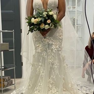Galia Lahav Wedding Gown G104
